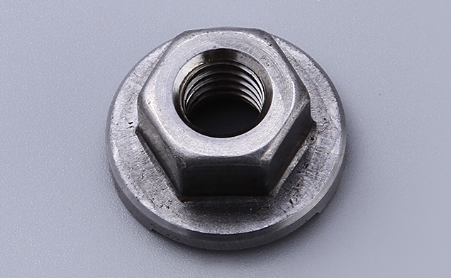 法蘭麵焊接螺母